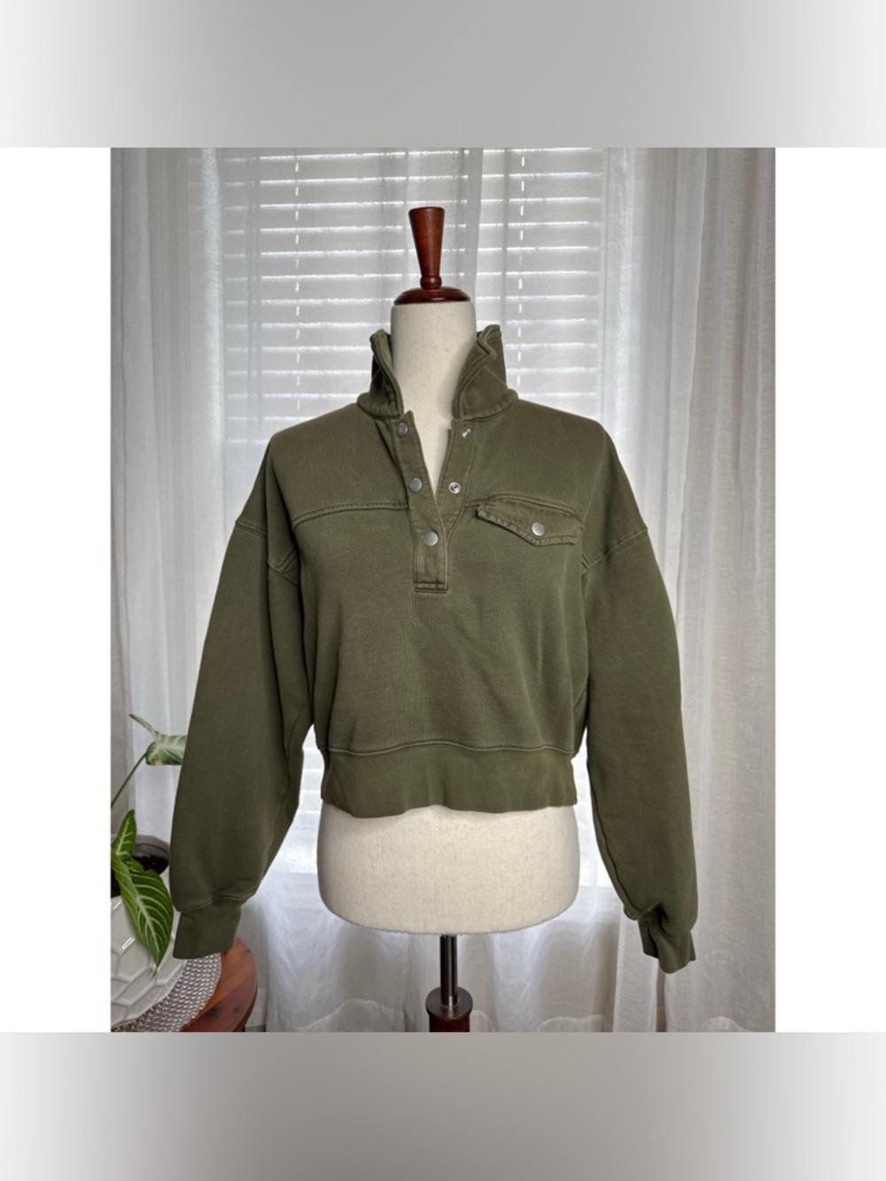 Frame Polo Henley Sweatshirt Size Medium in Surplus Green - Picture 2 of 9